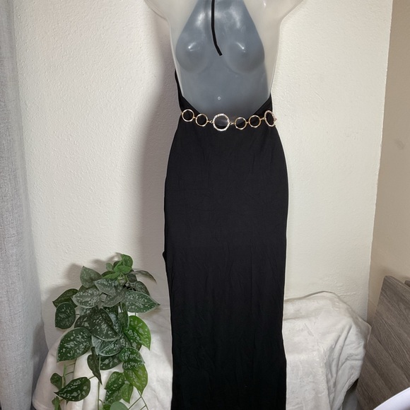 Elegant Black Maxi Dress - Picture 11 of 15